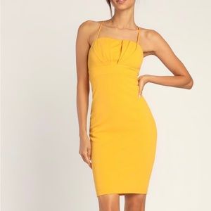 Darling Memories Yellow Sleeveless Bodycon Mini Dress . Large